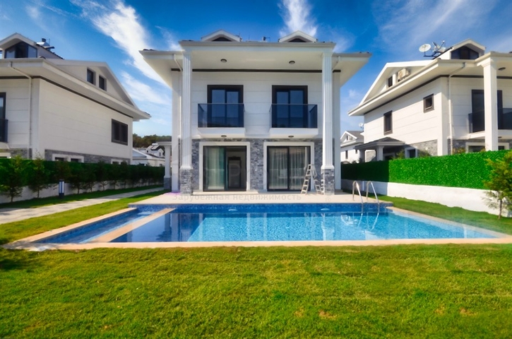 Вилла 4+1 в Оваджике Фетхие