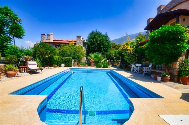 Отдельностоящая вилла 3+1 в Оваджике Фетхие