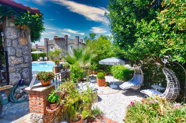 Отдельностоящая вилла 3+1 в Оваджике Фетхие