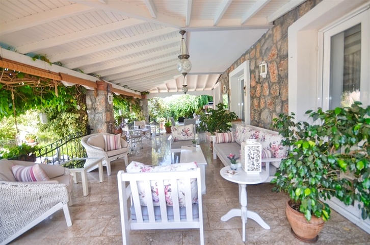 Отдельностоящая вилла 3+1 в Оваджике Фетхие