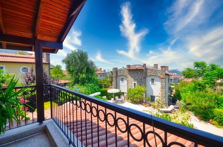 Отдельностоящая вилла 3+1 в Оваджике Фетхие