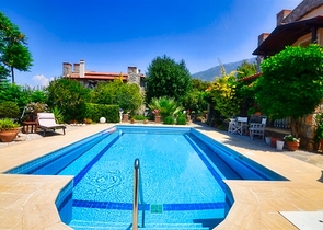 Отдельностоящая вилла 3+1 в Оваджике Фетхие