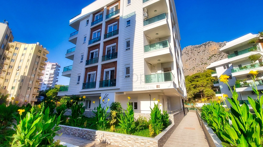 Двухкомнатная квартира в новом доме в Коньяалты Анталья