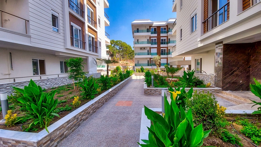 Двухкомнатная квартира в новом доме в Коньяалты Анталья