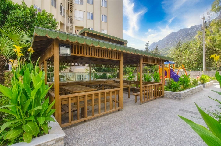 Двухкомнатная квартира в новом доме в Коньяалты Анталья