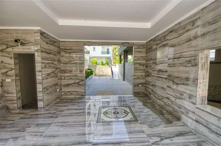 Двухкомнатная квартира в новом доме в Коньяалты Анталья