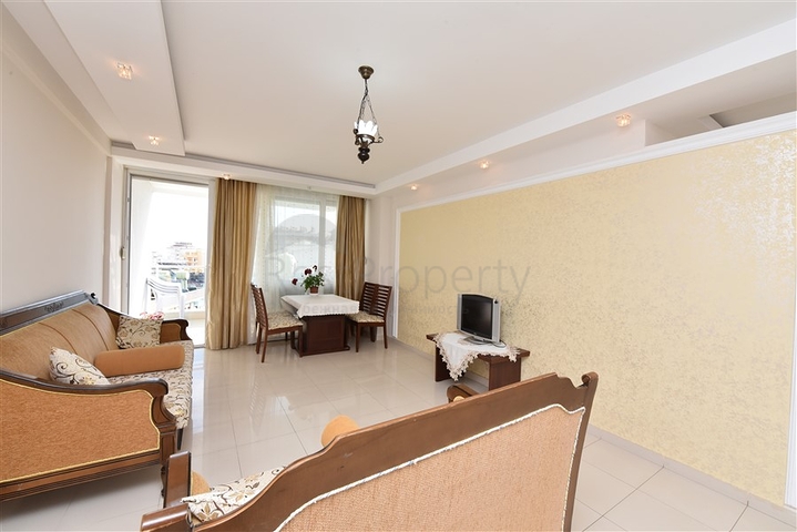 Двухкомнатная квартира с мебелью