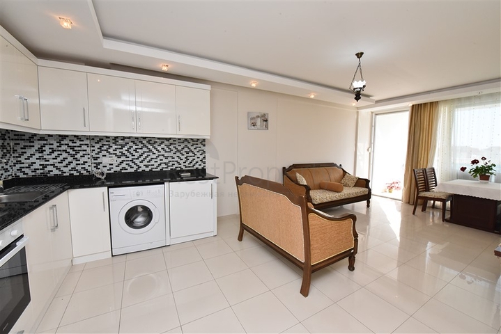 Двухкомнатная квартира с мебелью