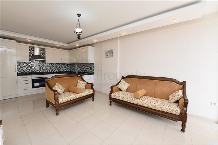 Двухкомнатная квартира с мебелью