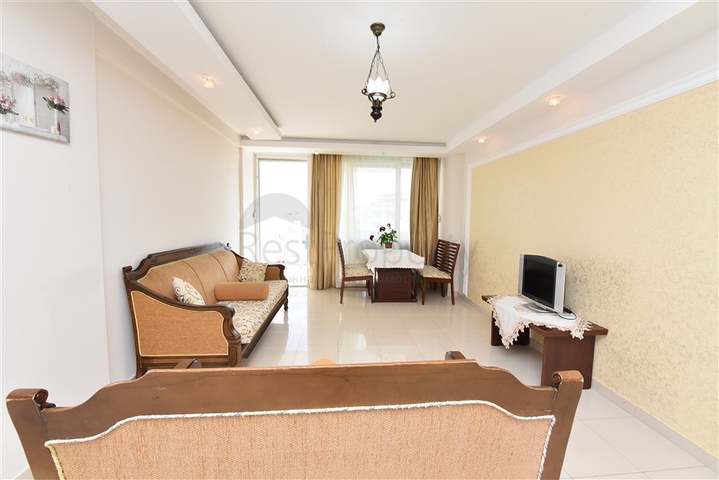 Двухкомнатная квартира с мебелью