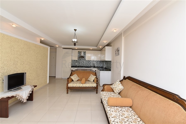 Двухкомнатная квартира с мебелью