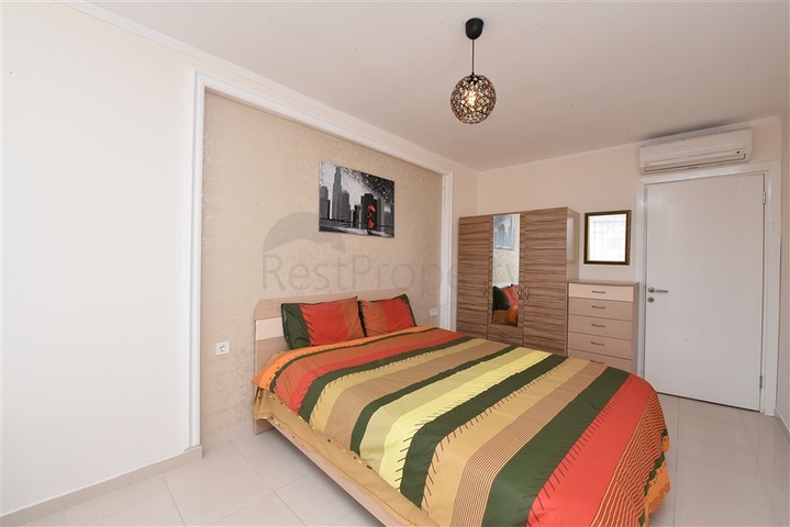 Двухкомнатная квартира с мебелью