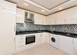 Двухкомнатная квартира с мебелью