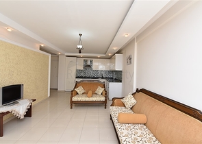 Двухкомнатная квартира с мебелью