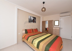 Двухкомнатная квартира с мебелью