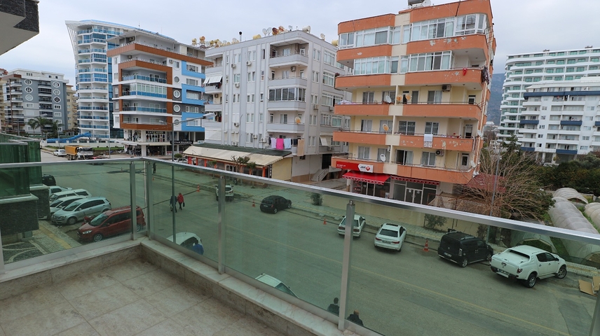 Двухкомнатная квартира с мебелью