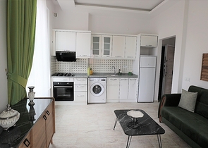 Двухкомнатная квартира с мебелью