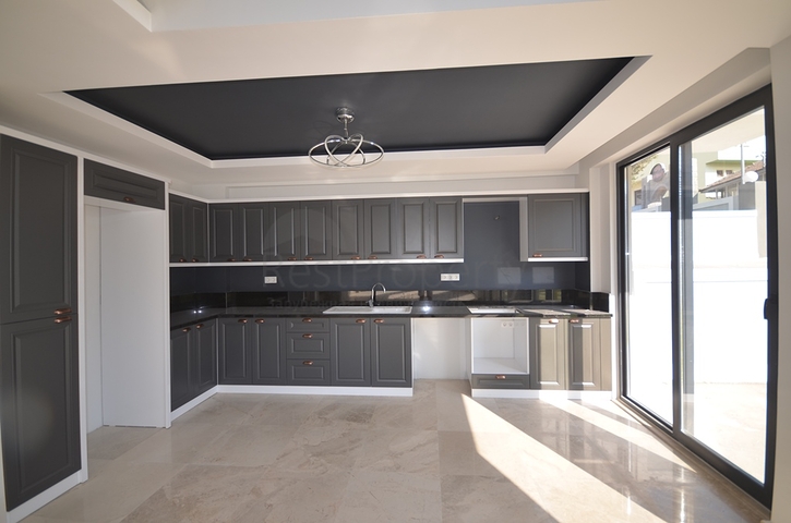 Вилла с 5 спальнями в Хисароню Фетхие