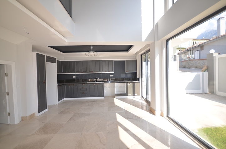 Вилла с 5 спальнями в Хисароню Фетхие