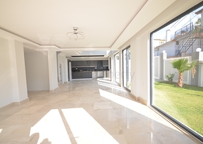 Вилла с 5 спальнями в Хисароню Фетхие