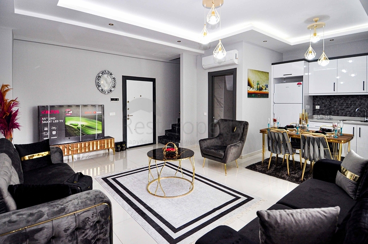 Трехкомнатная квартира с мебелью