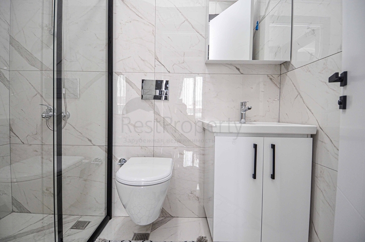 Трехкомнатная квартира с мебелью