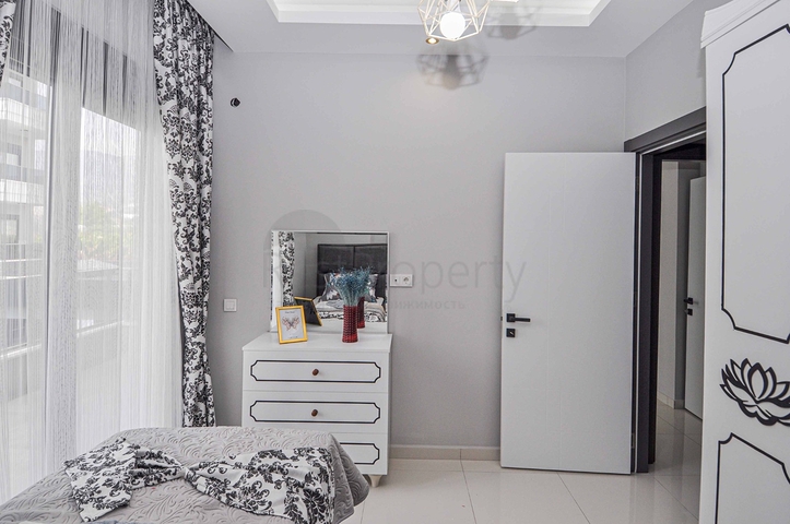 Трехкомнатная квартира с мебелью