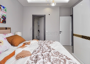 Трехкомнатная квартира с мебелью