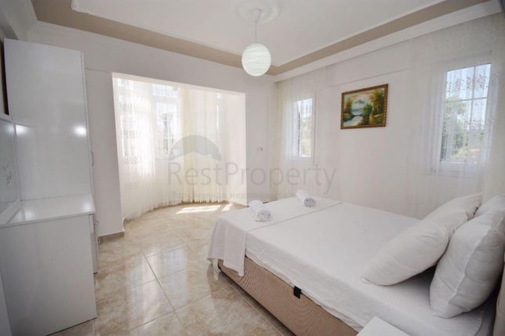 Просторная вилла 6+1 с личным бассейном в Фетхие