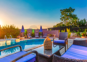 Элитная вилла с 3 спальнями в Оваджике Фетхие