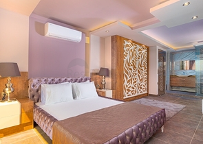 Элитная вилла с 3 спальнями в Оваджике Фетхие