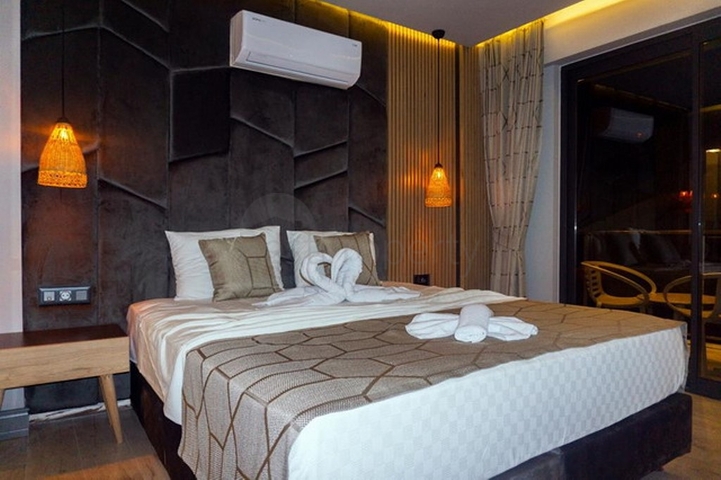 Отдельностоящая вилла с 3 спальнями в Чалыше