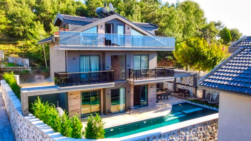 Отдельностоящая вилла с 3 спальнями в Чалыше