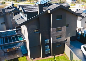 Отдельностоящая вилла с 3 спальнями в Чалыше