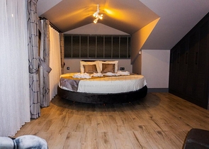 Отдельностоящая вилла с 3 спальнями в Чалыше