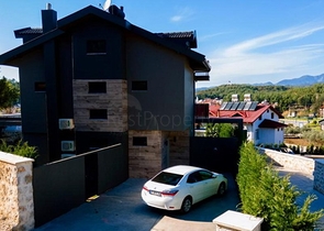 Отдельностоящая вилла с 3 спальнями в Чалыше