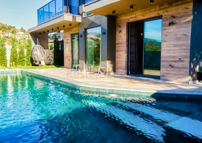 Отдельностоящая вилла с 3 спальнями в Чалыше