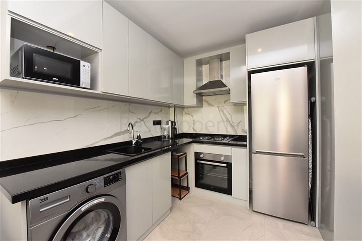 Двухкомнатная квартира с мебелью в районе пляжа Клеопатры