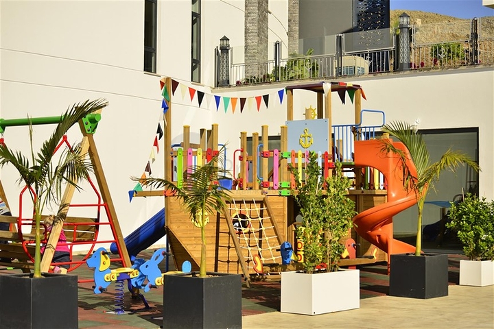 Элитный комплекс с панорамным видом на море и горы