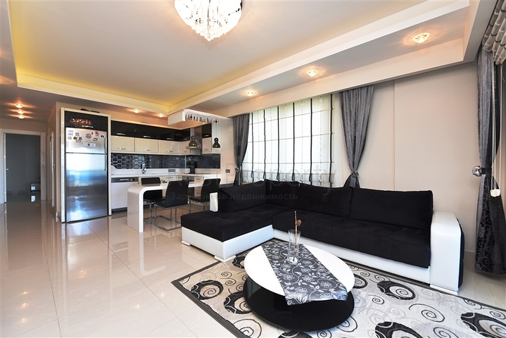 Трехкомнатная квартира с мебелью