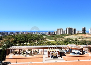 Трехкомнатная квартира с мебелью