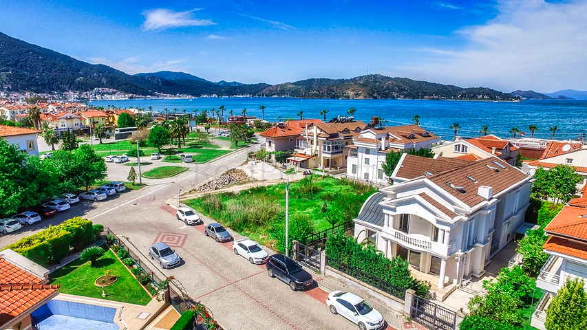 Элитная вилла с 5 спальнями в центре Фетхие