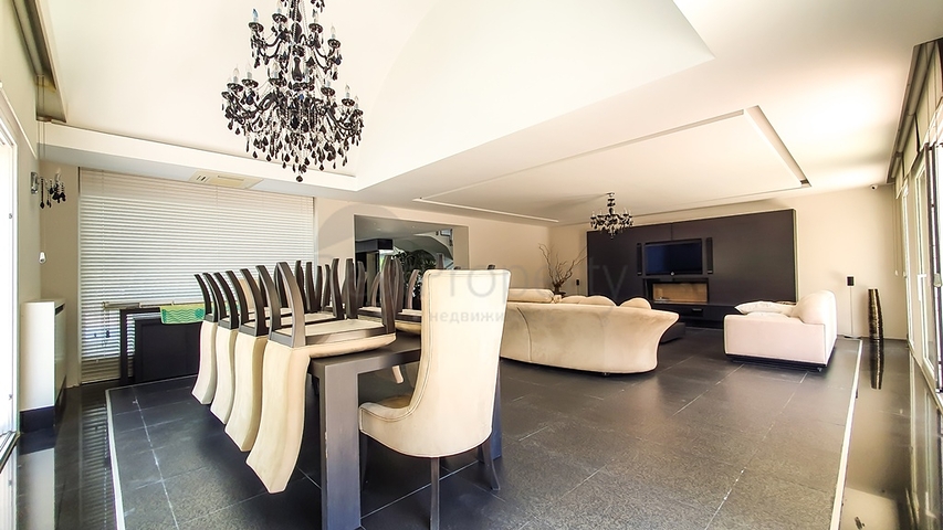 Элитная вилла с 5 спальнями в центре Фетхие