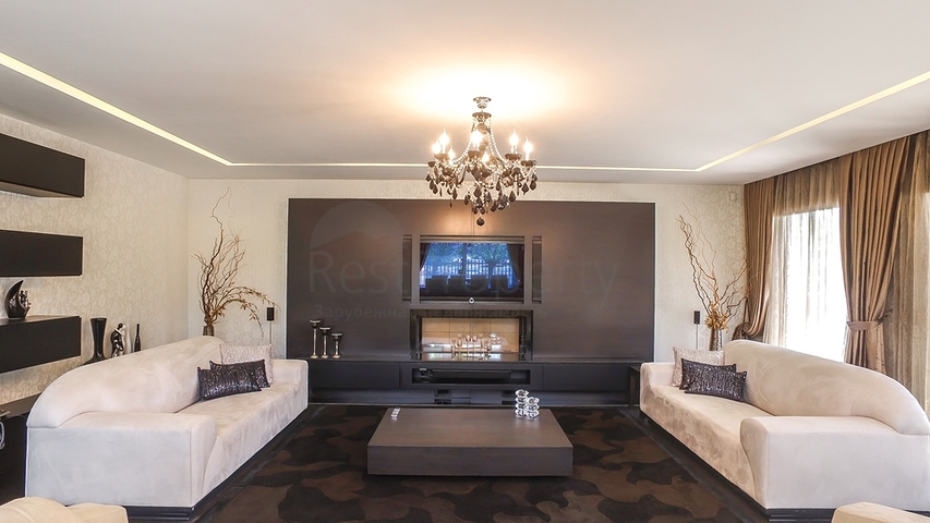 Элитная вилла с 5 спальнями в центре Фетхие