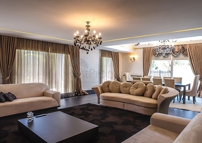 Элитная вилла с 5 спальнями в центре Фетхие