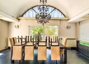 Элитная вилла с 5 спальнями в центре Фетхие