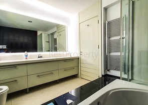 Элитная вилла с 5 спальнями в центре Фетхие