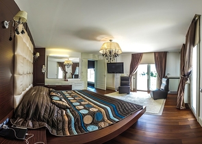 Элитная вилла с 5 спальнями в центре Фетхие