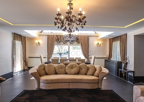 Элитная вилла с 5 спальнями в центре Фетхие