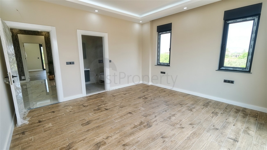 Отдельностоящая вилла 5+1 в Ешилбахире Дошемеальты